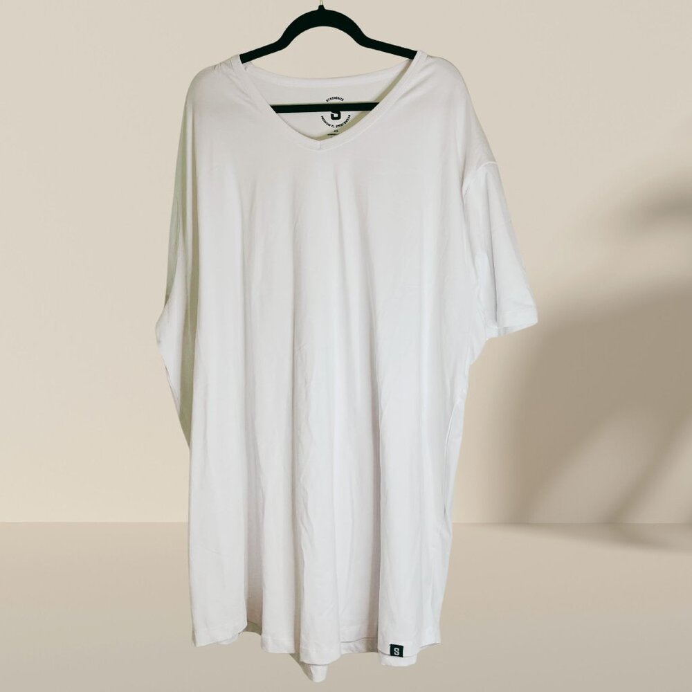NWOT Strongsize White V-Neck T-Shirt Longer Length Size 4XL